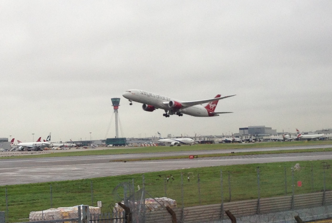 Heathrow’dan ABD’ye Günde Kaç Uçuş Yapılıyor?