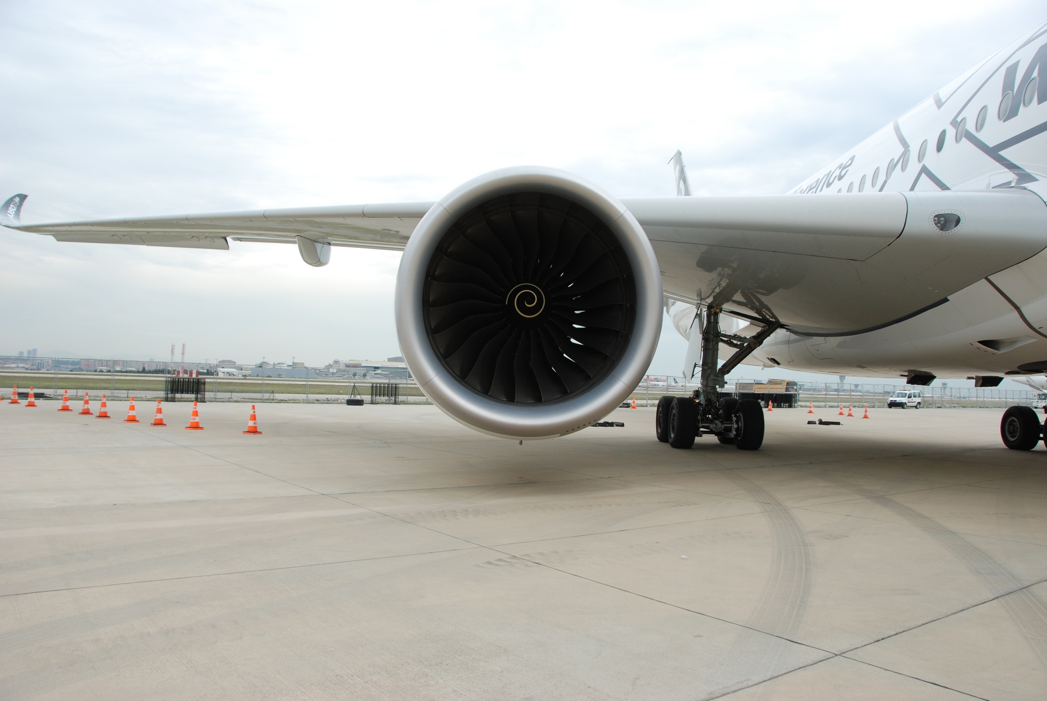 Airbus A350_Istanbul Airshow_Engine_Sep 2014