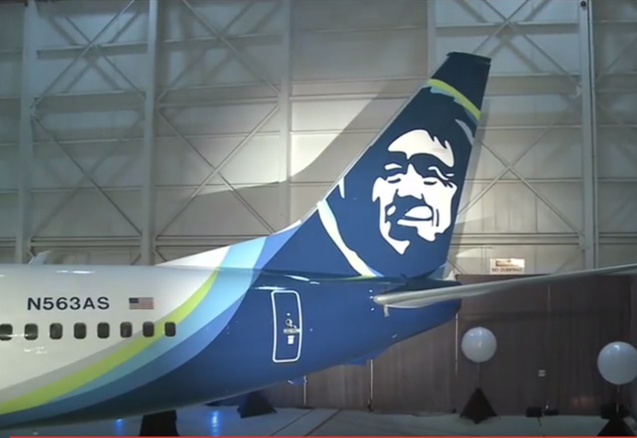 Alaska Airlines – Painting & unveiling the new livery