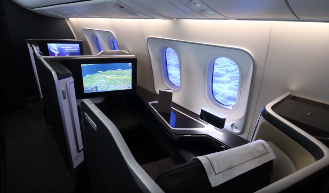 British Airways Boeing 787-9 First Class London to Muscat via Abu Dhabi
