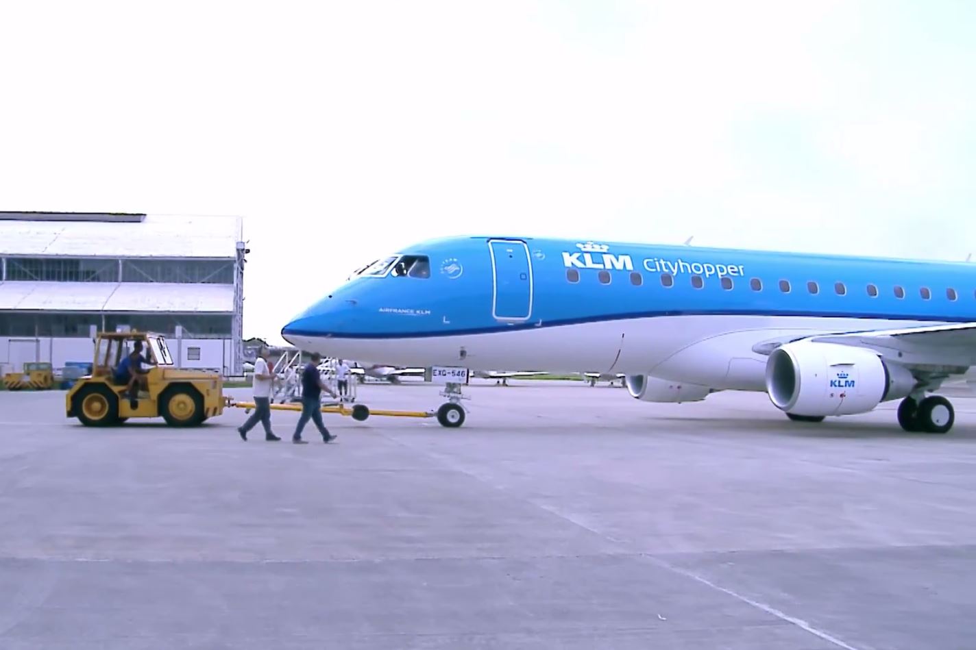 First E175 delivery to KLM Cityhopper