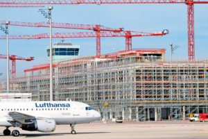 Munich Airport_new satellite terminal_September 2014 The roof and facade are watertight