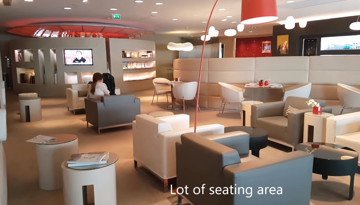 Air France Salon La Premiere First Class Lounge Paris CDG