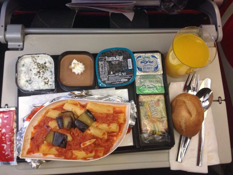 Turkish Airlines Inflight Meal (IstanbulZurich) Havayolu 101