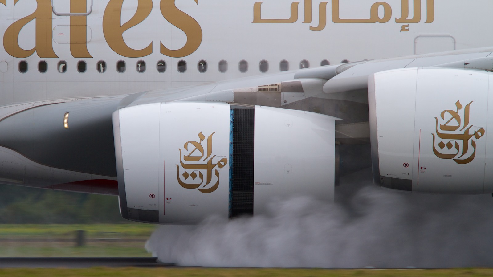 Thrust Reversal_Cold Stream Cascade Reverser_Emirates_Airbus A380