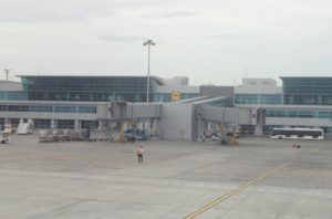 İstanbul Atatürk Havalimanı - MARS Tipi Yolcu Biniş Köprüsü