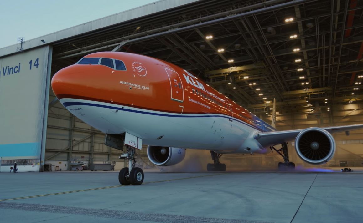 KLM: Adding Orange For a Touch of Dutch
