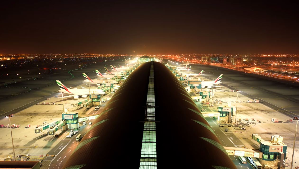 Emirates Fleet at Dubai Airport | Timelapse