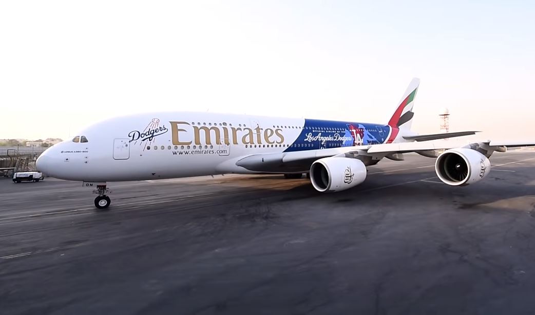 Time lapse painting of Los Angeles Dodgers A380 | Emirates Airline