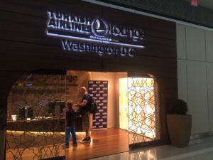 thy_turkish-airlines_business-class_lounge_washington-dulles-airport