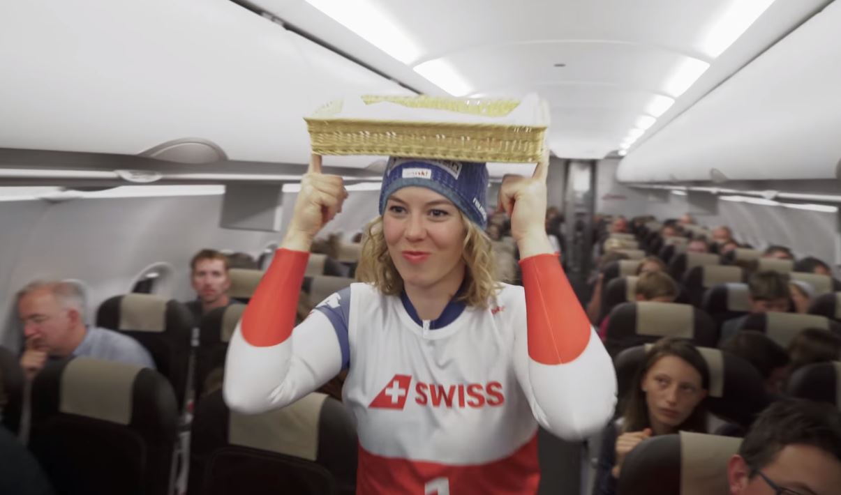 Swiss-Ski athletes surprise SWISS flight guests