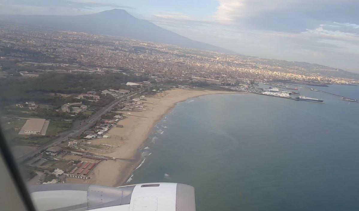 Turkish Airlines Take-off @ Catania Airport