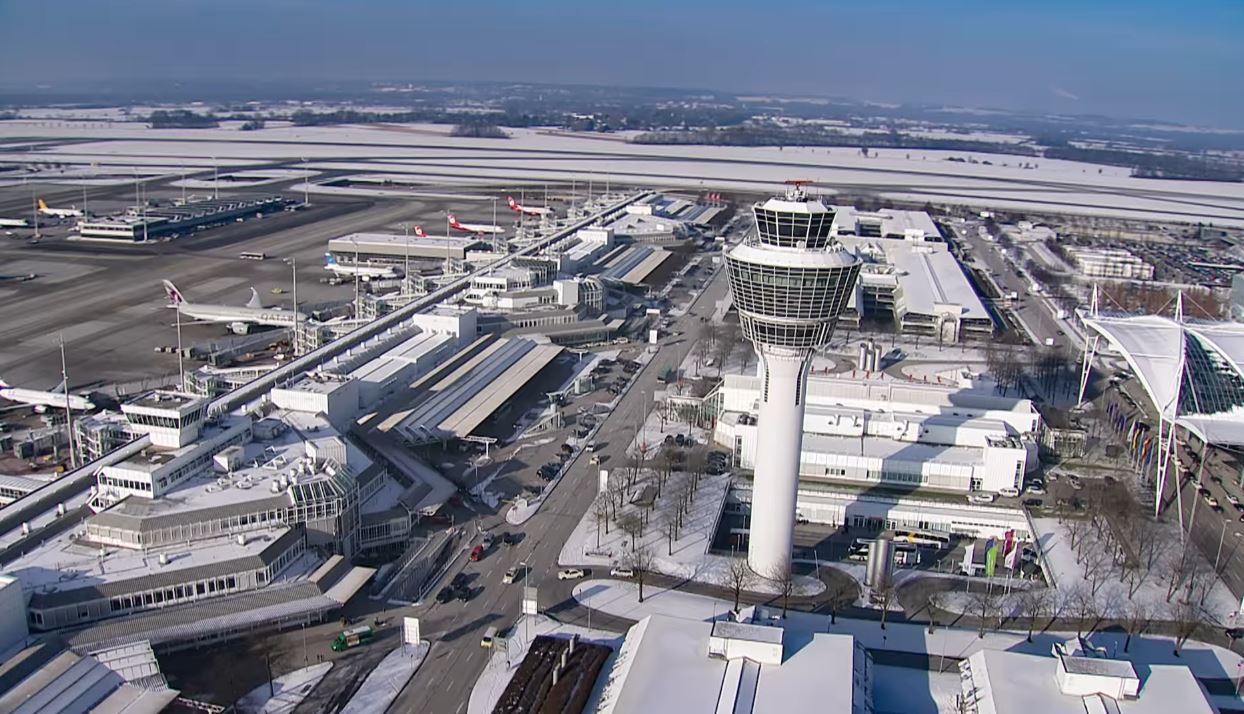Flughafen München im Winter – Munich Airport in Winter