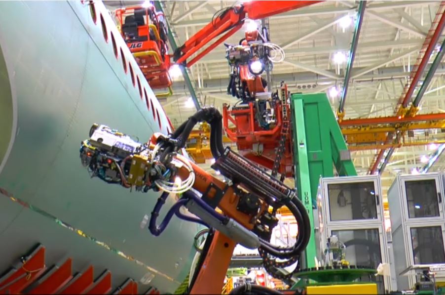 Mechanic and Machine: Boeing’s Advanced Manufacturing Improves 777 Assembly