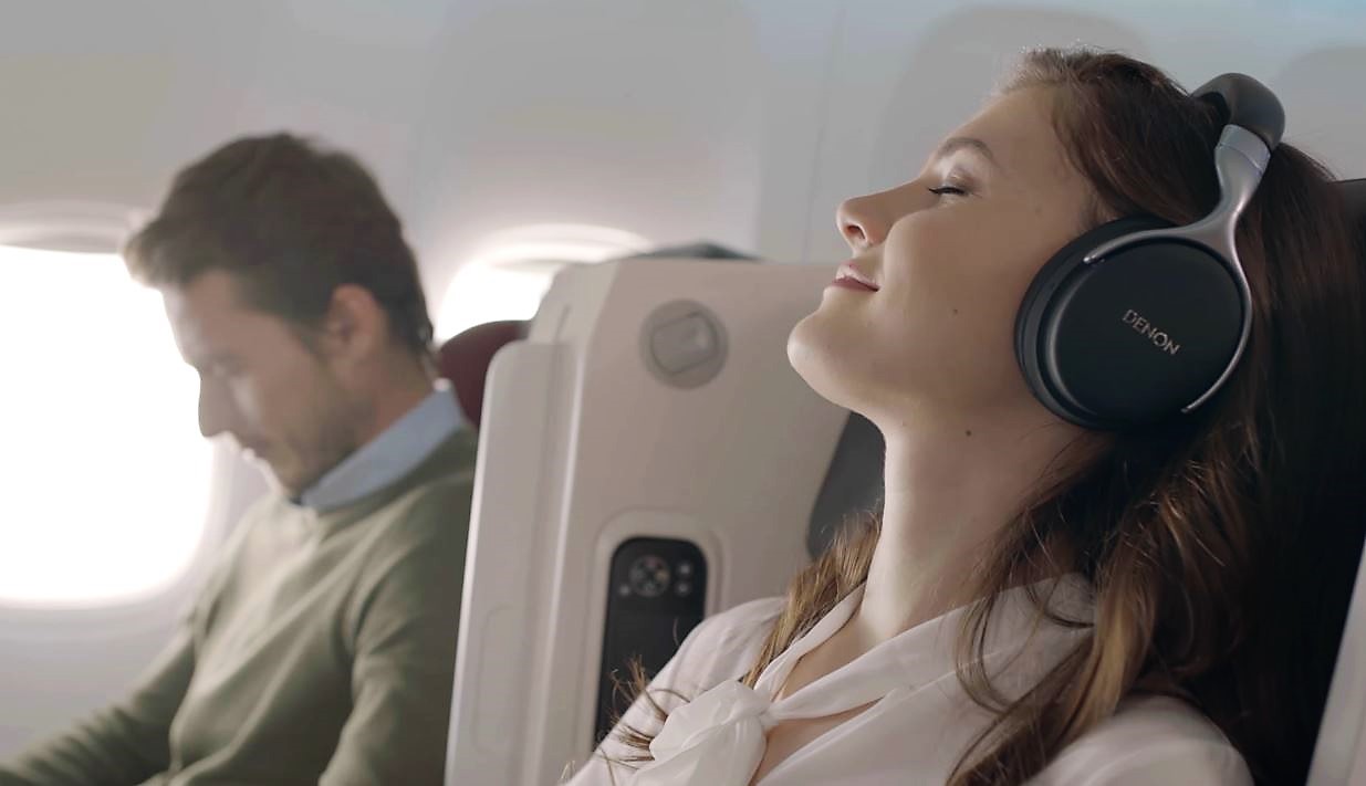 Turkish Airlines – Denon Headphones