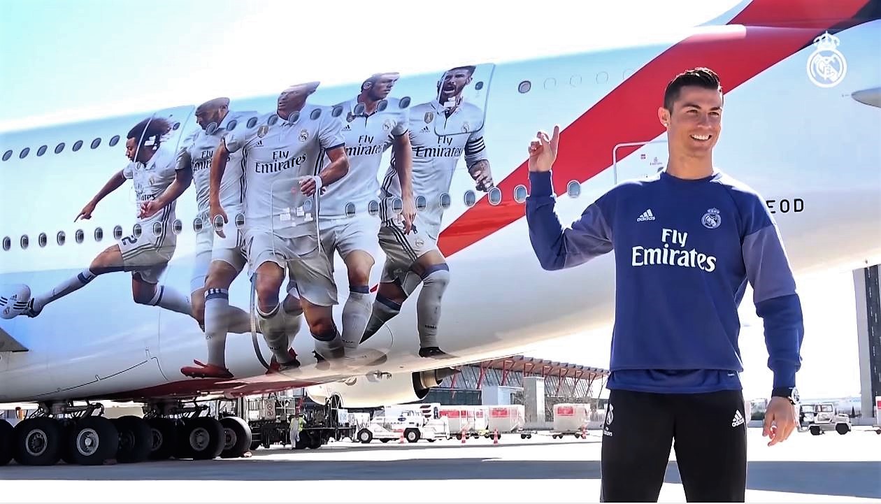 Real Madrid Players tour the Real Madrid Emirates A380