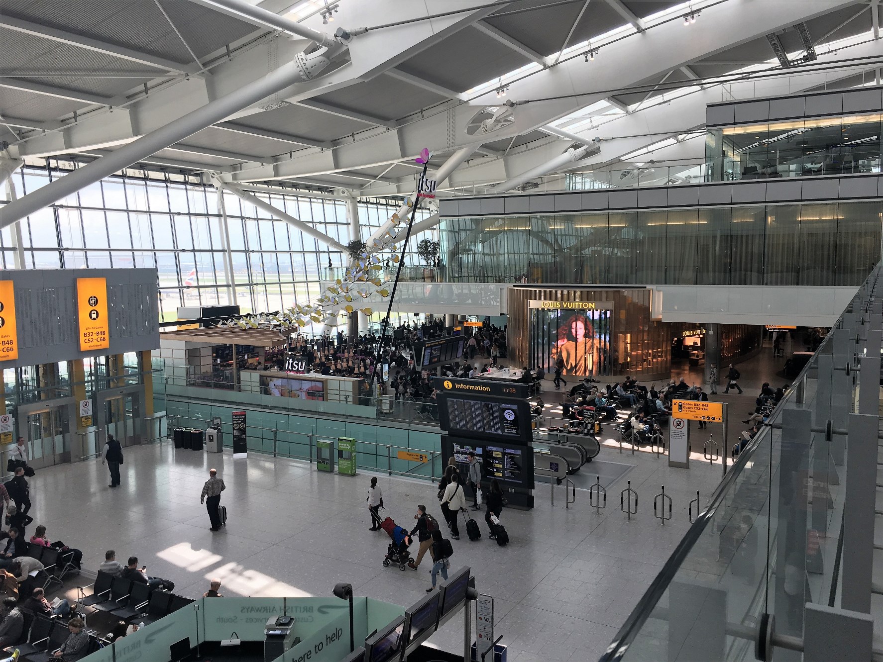 Londra Heathrow, 2017’de Yolcu Rekoru Kırdı