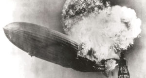 Hindenburg yanıyor