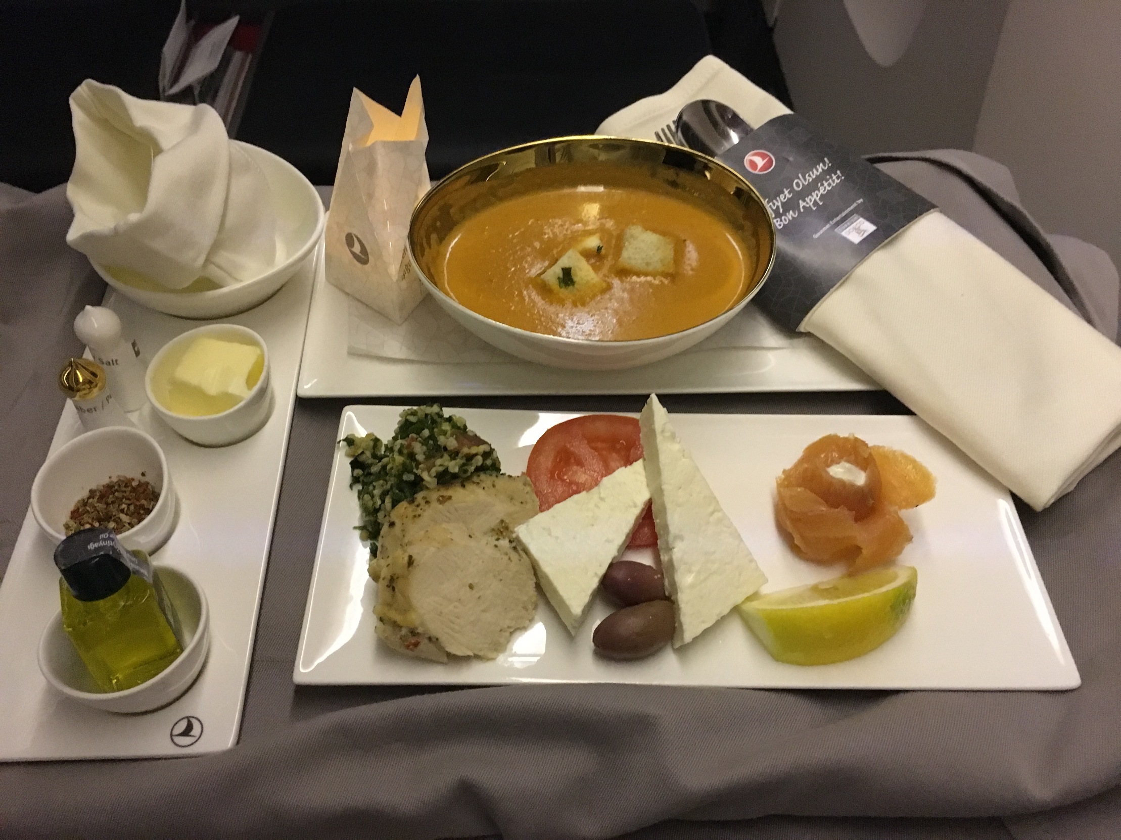 THY’nin Business Class Yolcuları, Yemeklerini Uçuştan Önce Seçebiliyor