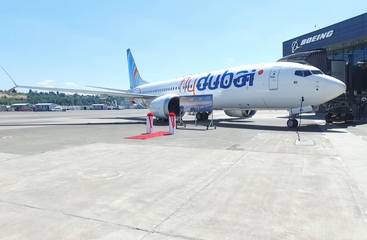 First Boeing 737 MAX Delivery to flydubai