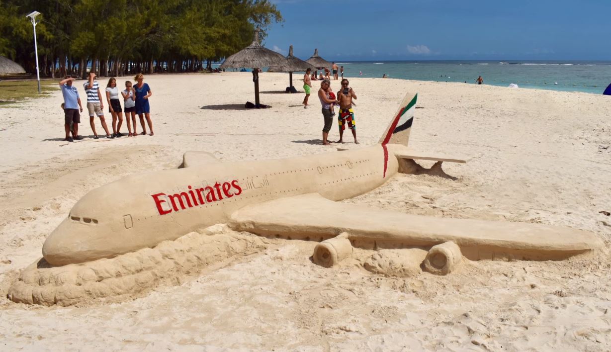 Emirates celebrates 15 years in Mauritius