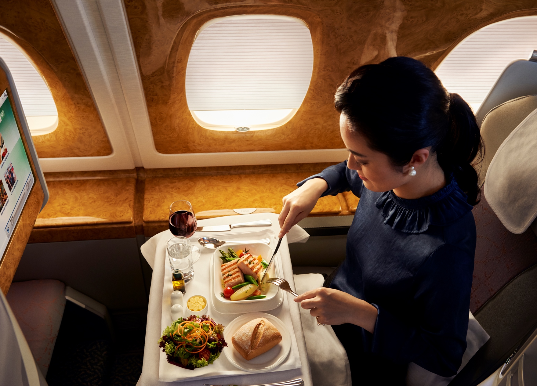 Dünyanın En Büyük Uçan Restoranı: Emirates