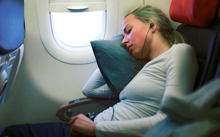 Son Dakika Havacılık Haberleri | Türk Hava Yolları, Pegasus, Sunexpress, Corendon, Havacılık, Havayolları, Havalimanları, Havaalanları, THY, Hostes, Pilot, Uçak, Kabin memuru, SHGM, DHMİ U%C3%A7ak yolcu uyku kulakl%C4%B1k