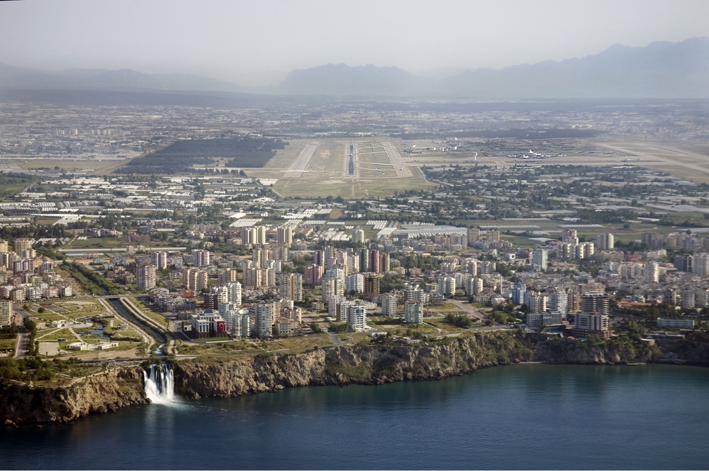 TAV’ın Antalya Hamlesi Ne Getirecek?