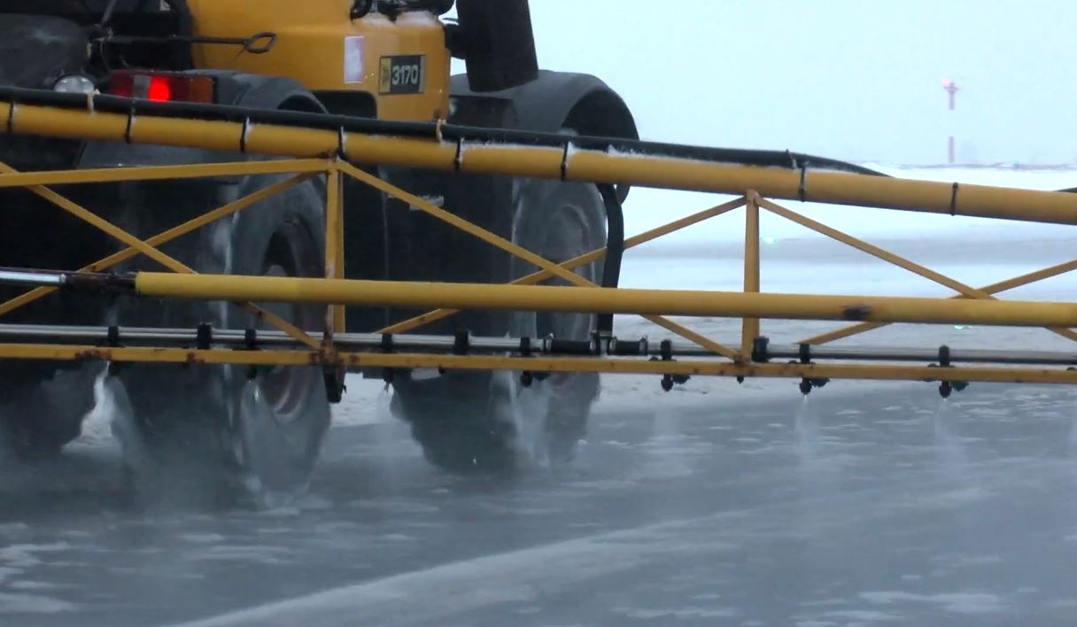 Snow clearing at London Luton Airport