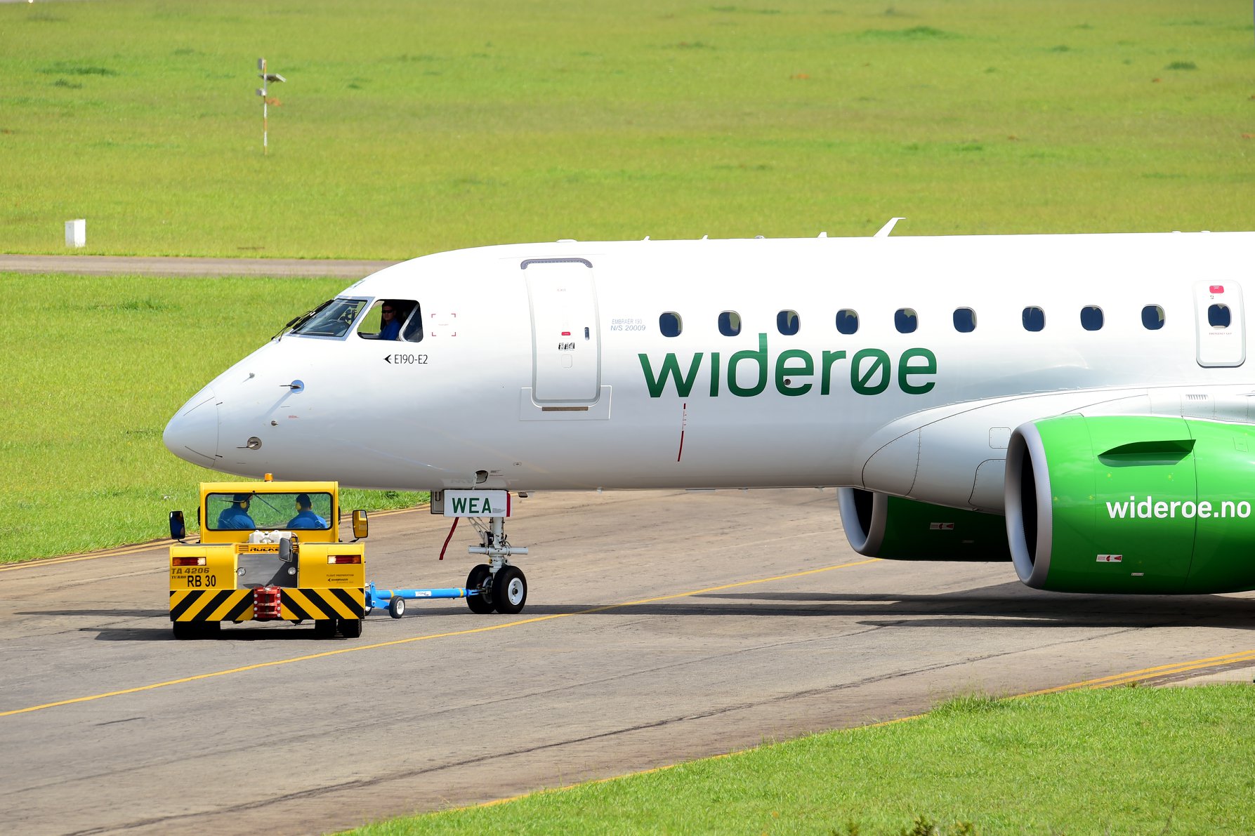 Embraer E190-E2 Tipi İlk Uçak, Widerøe’ye Teslim Edildi