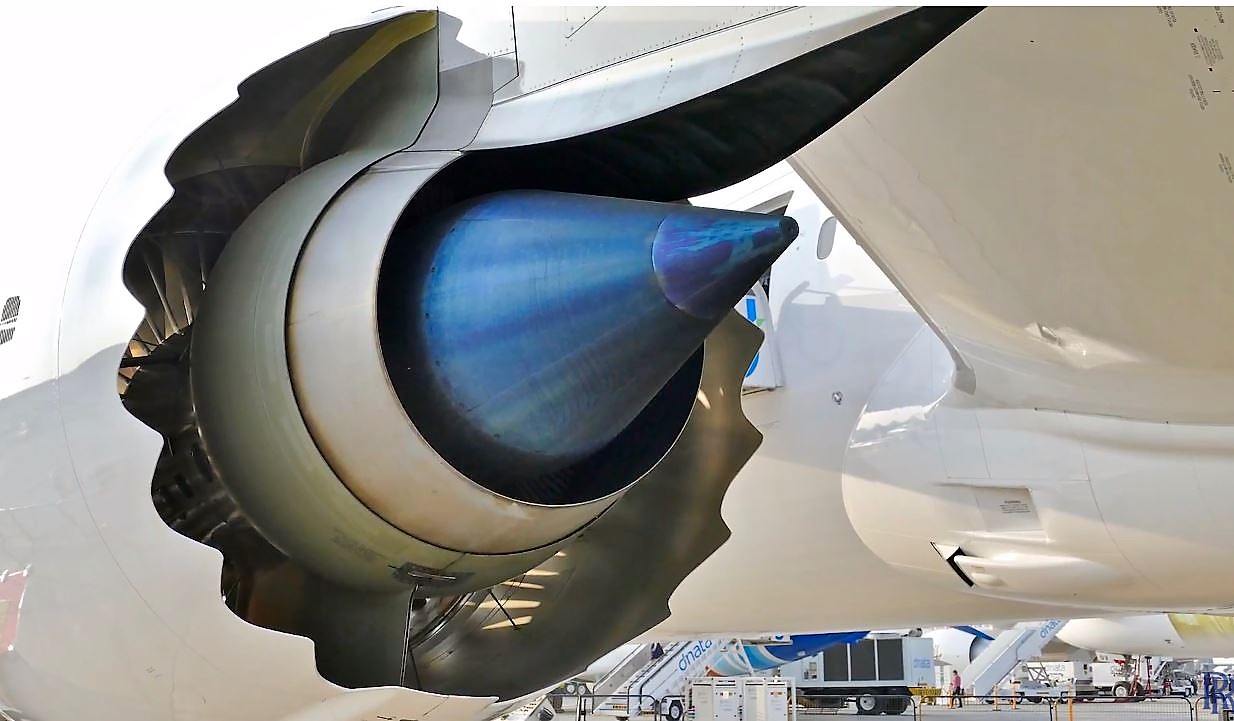 Rolls-Royce | Trent 1000 TEN Delivery to Singapore Airlines