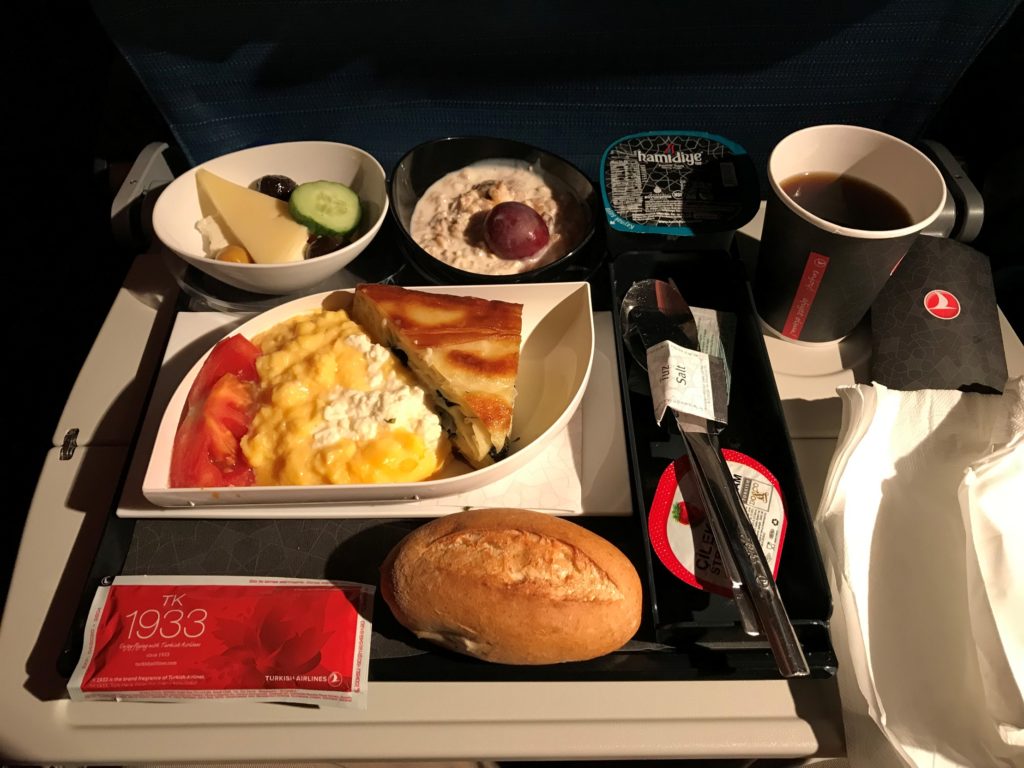 Turkish Airlines Inflight Meal (IstanbulHong Kong) Havayolu 101