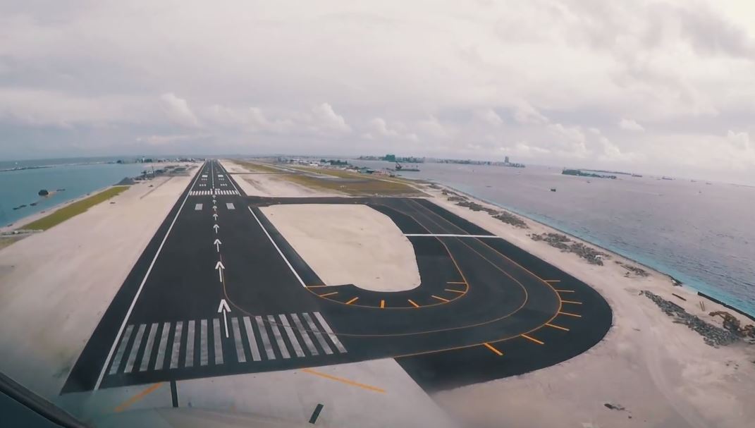 Etihad A380 visits Maldivian airport as new runway opens