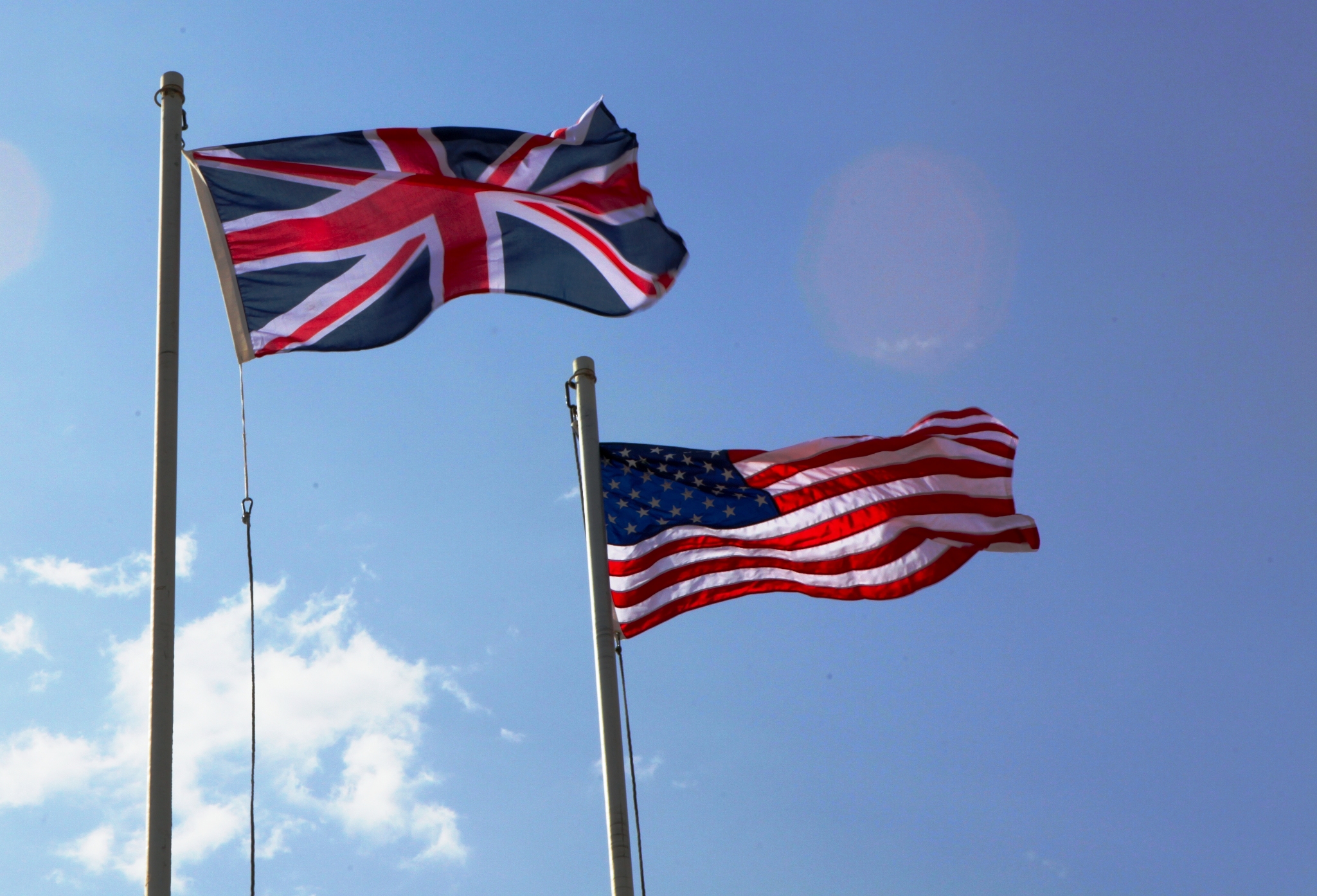 İngiltere ve ABD, “Açık Semalar” Anlaşması İmzaladı