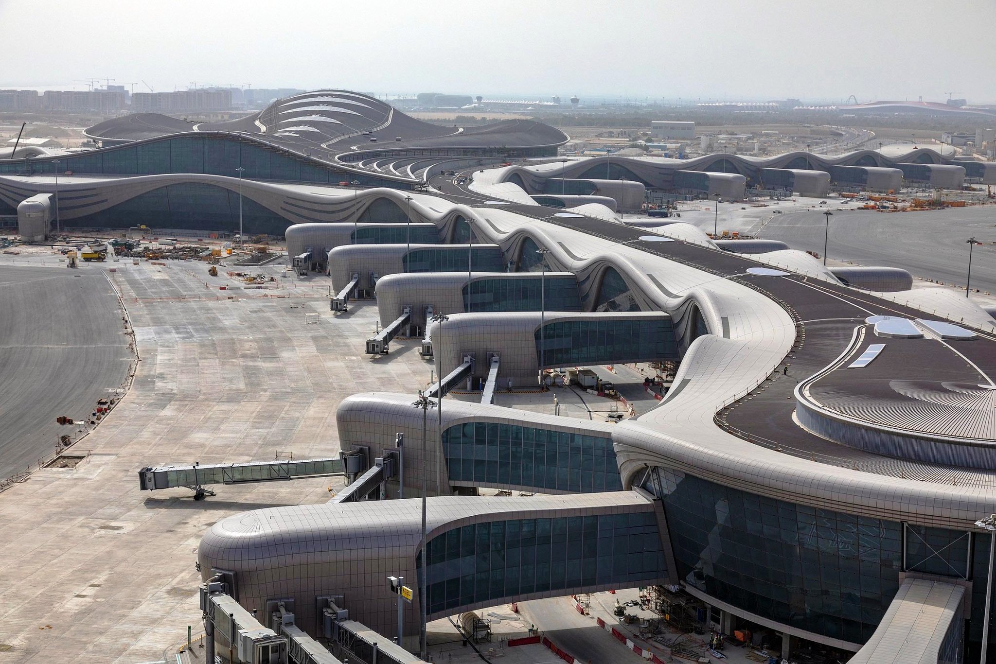 Abu Dabi Havalimanı’nın Yeni Terminali Test Edildi