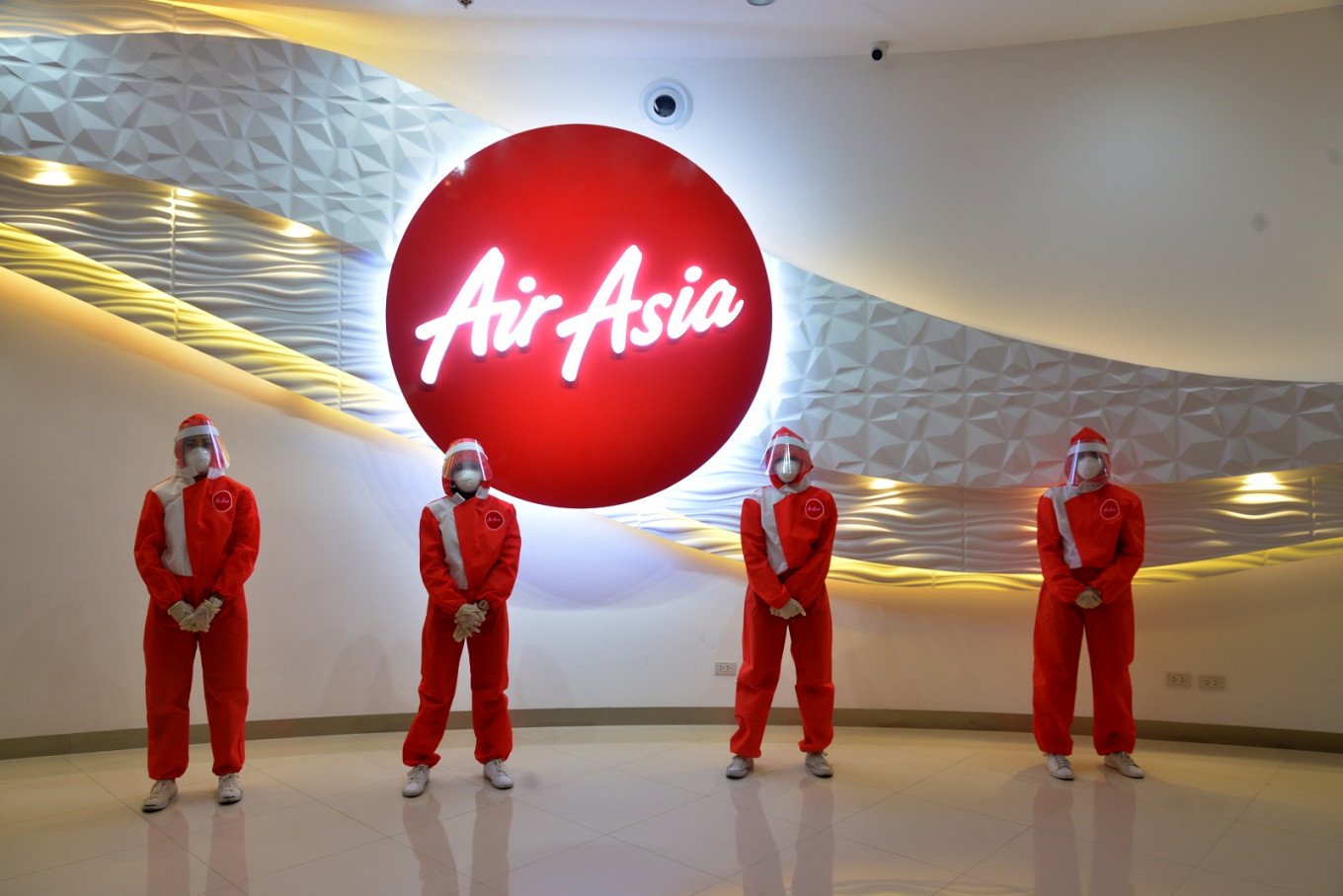AirAsia, Kriz Sebebiyle Zor Günler Geçiriyor