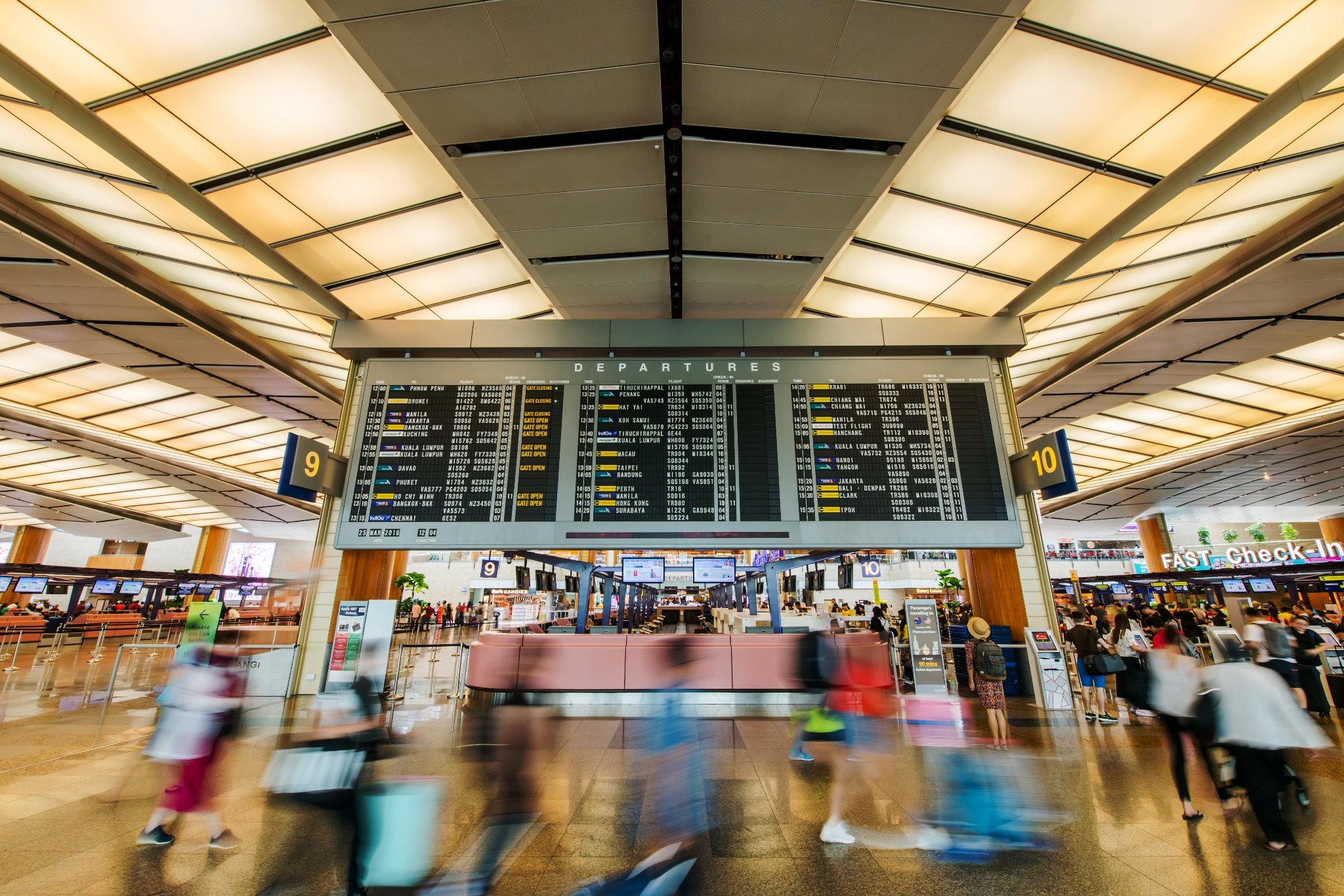 Changi Havalimanı Terminal 2, Bir Buçuk Sene Kapalı Kalacak