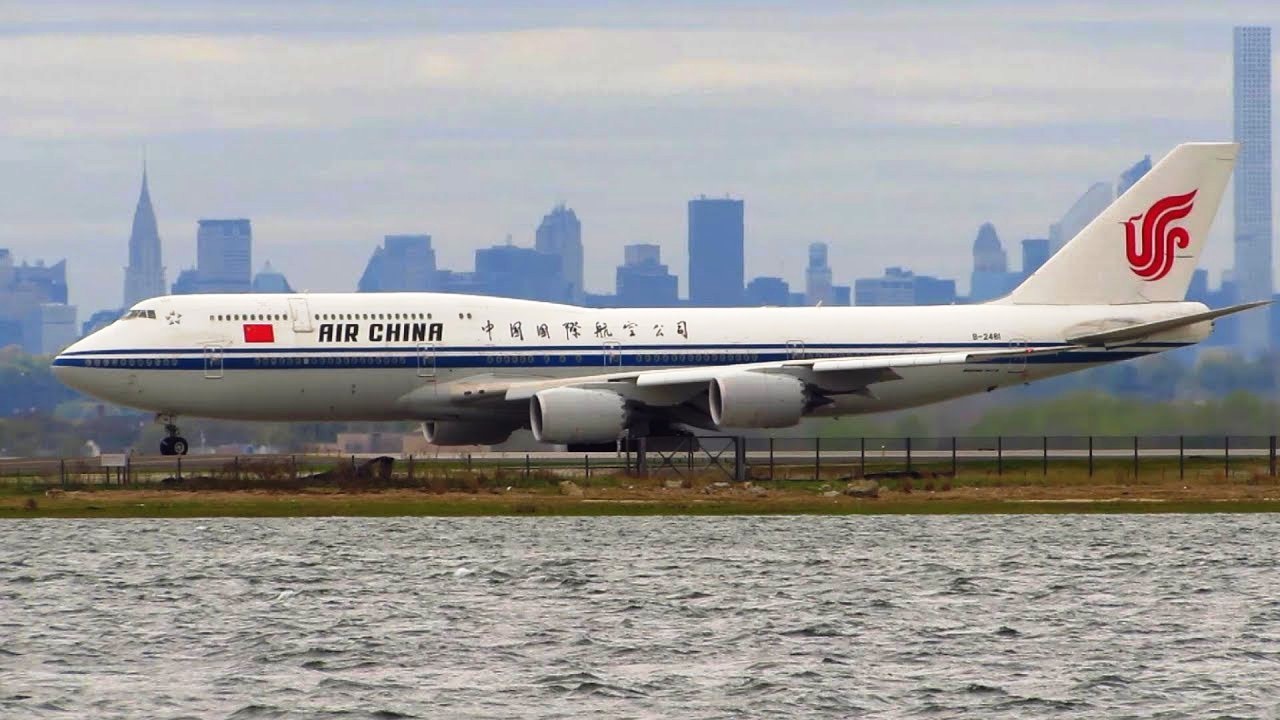 Air China - Boeing 747