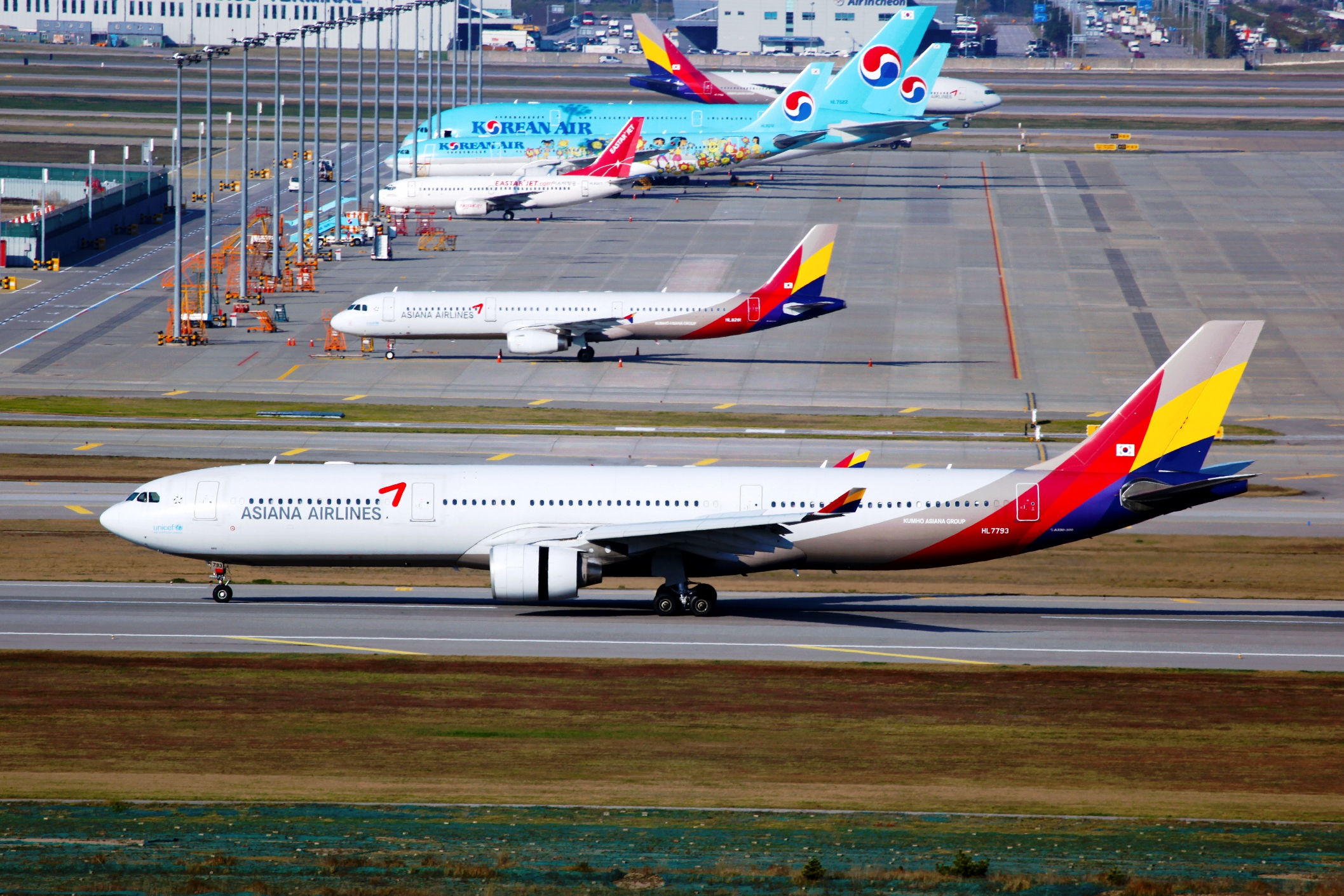 Korean Air, Asiana’yı Satın Alıyor