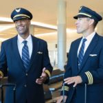 United Airlines - İki Pilot