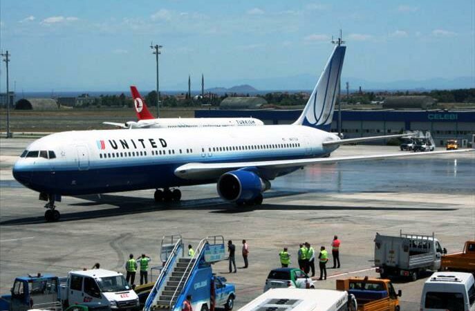 United Airlines uçağı İstanbul'da (2 Temmuz 2012)