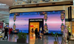 İstanbul İGA Havalimanı - Louis Vuitton