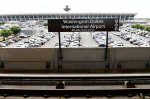 Washington Dulles Havalimanı - Metro İstasyonu