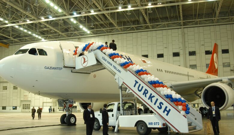 THY - Airbus A330 (TC-JNA) - 15 Aralık 2005