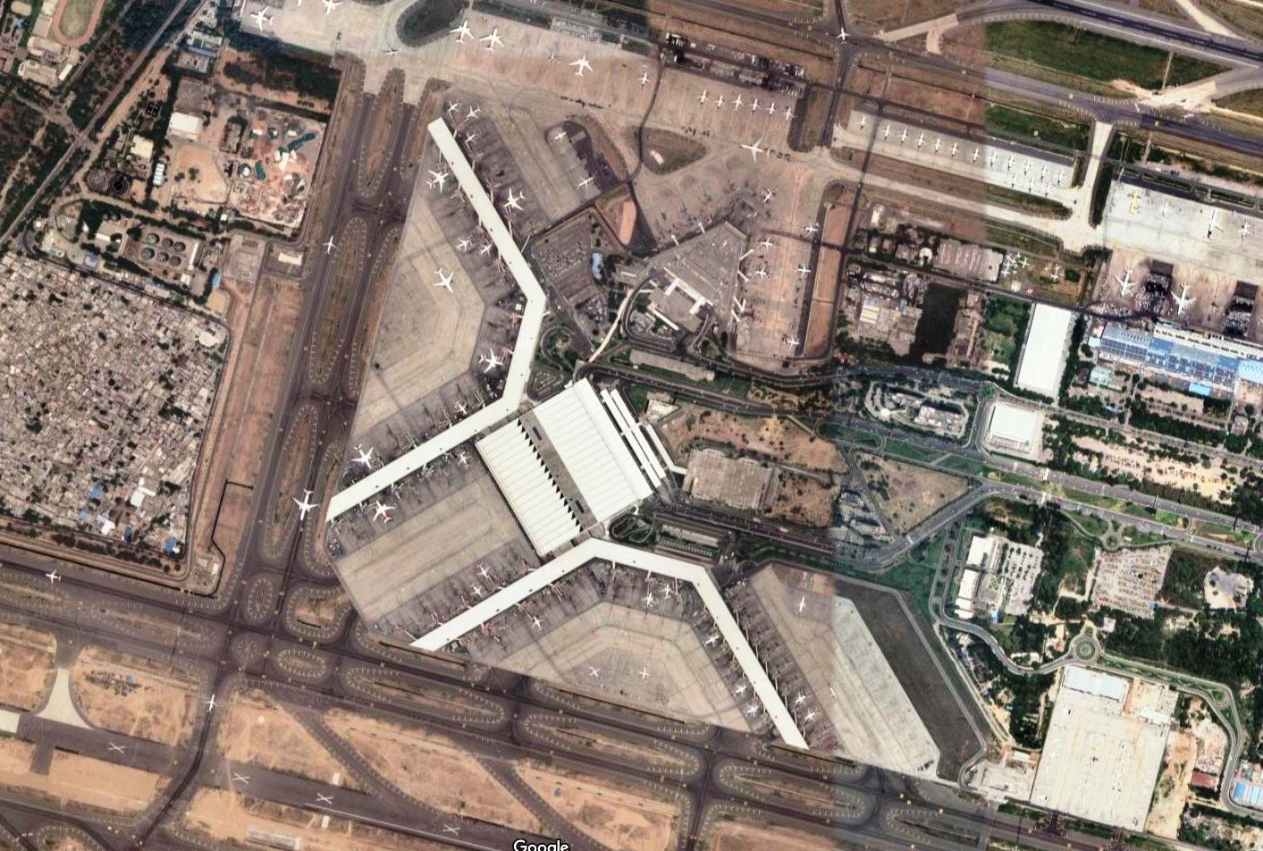 Delhi İndira Gandi Havalimanı