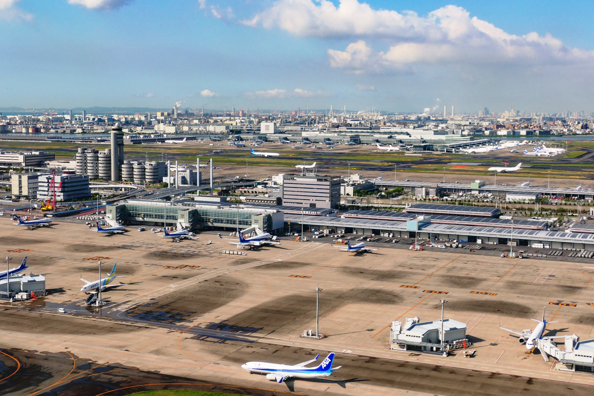 Tokyo Haneda Havalimanı’nda United ve Delta’nın Slot Kavgası