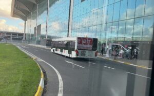 İstanbul İGA Havalimanı - Gelen Yolcu Katı J Kapısı