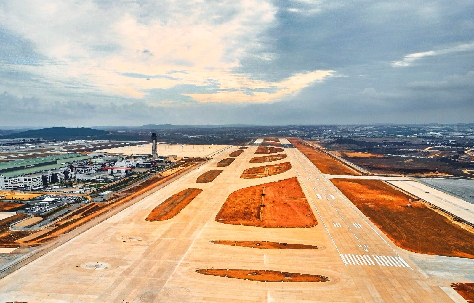 İstanbul Sabiha Gökçen Havalimanı’nın İkinci Pisti Tamamlandı