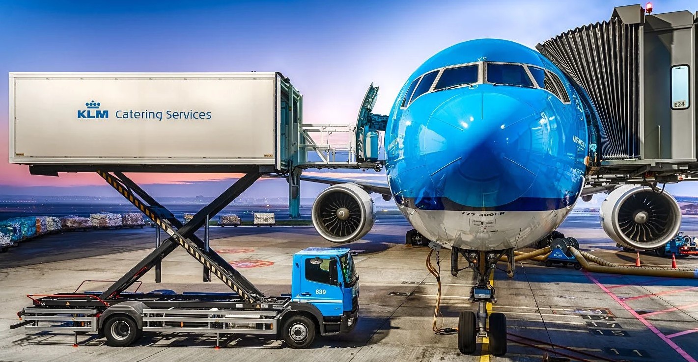 KLM, Uçaklardaki Yemek İsrafını Yapay Zeka ile Engelleyecek