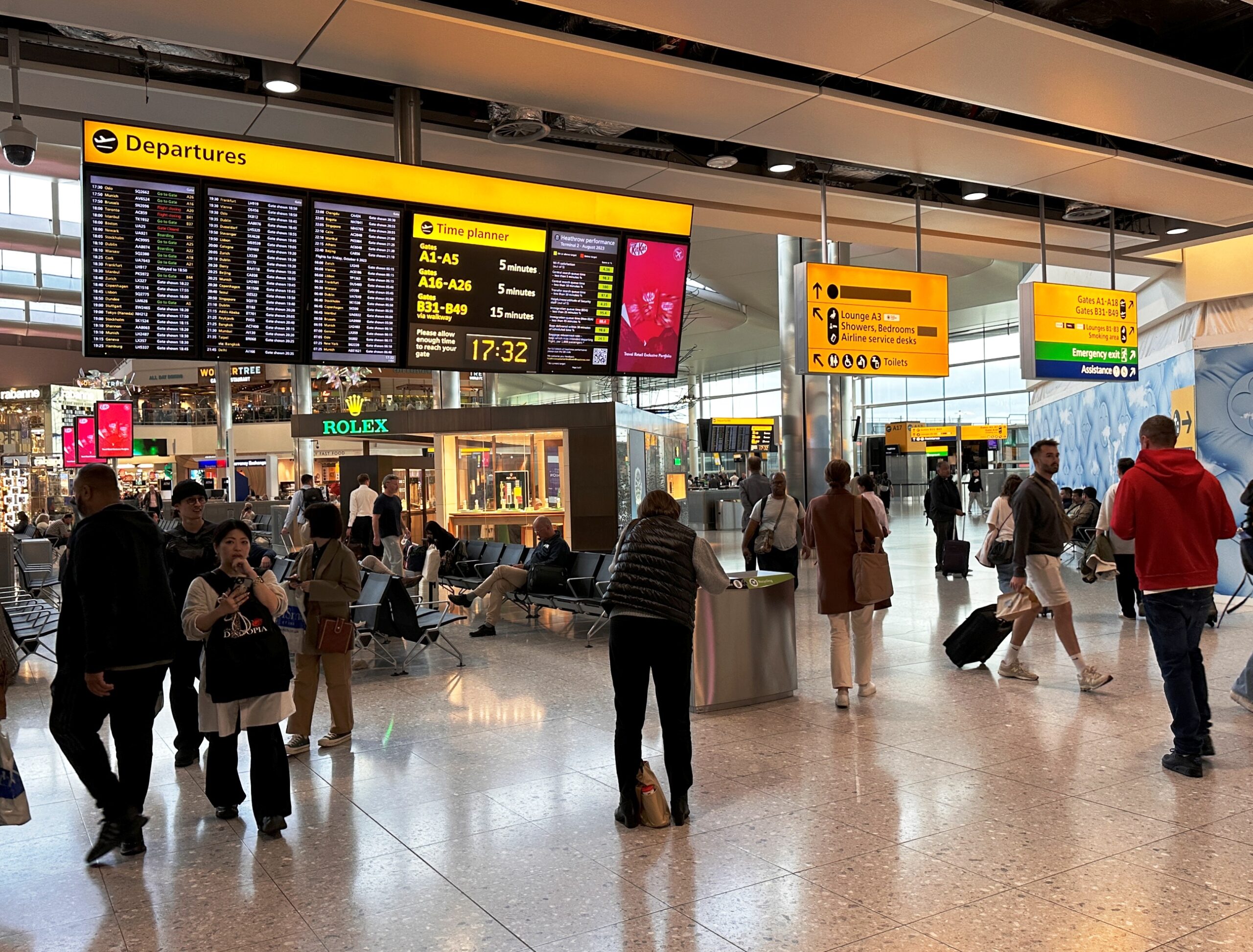 Londra Heathrow Havalimanı - Terminal 2